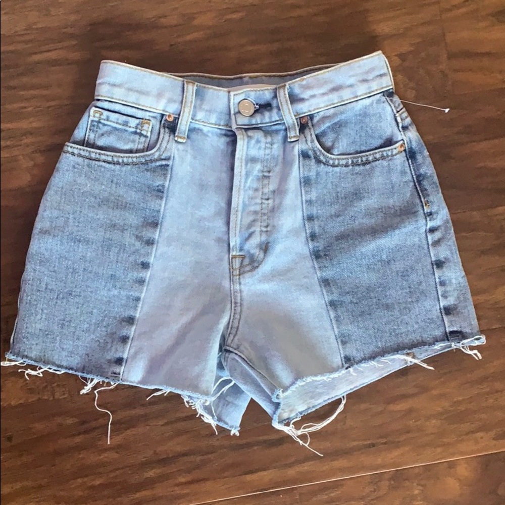 Two toned PacSun shorts